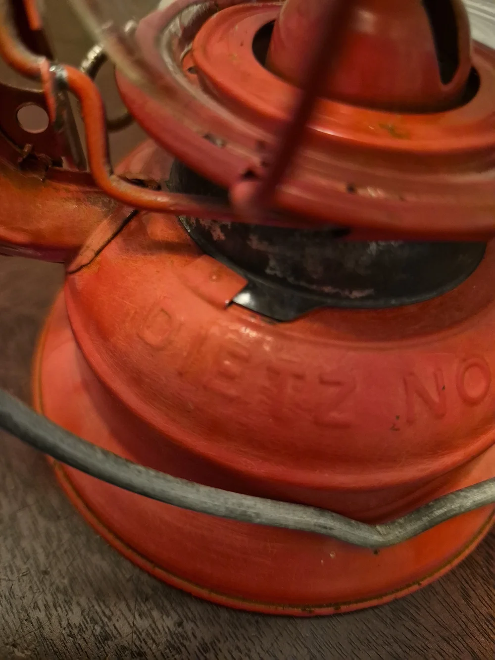 Classic Dietz Red 50 and Black 76 Metal Hurricane Lantern Pair